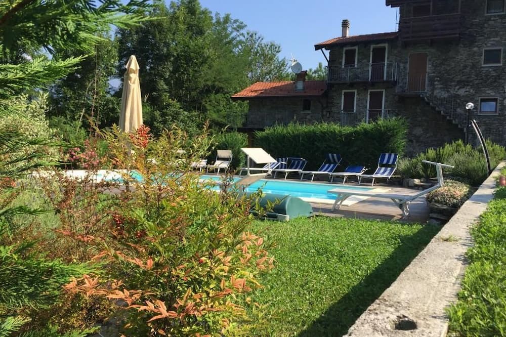 Colico Villa | Villa Borgo Antico with 2 suites, pool and Panoramic View!