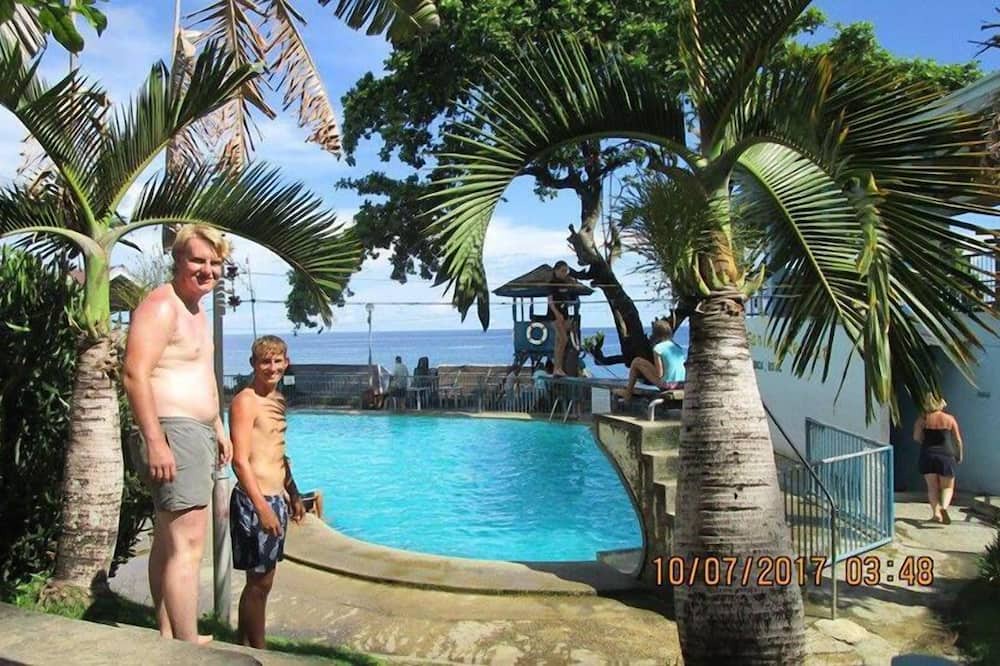 Loon Cabin | Rose Cabins Bohol.