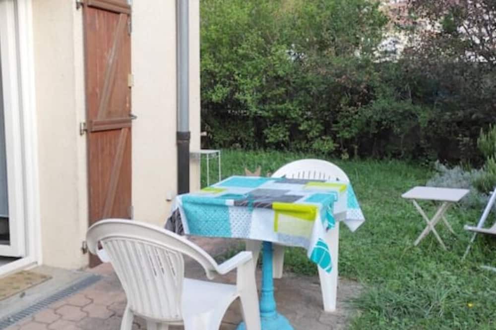 Miplaine Apartment | 2 Pièces Avec Jardinet Proche Eurexpo et Stade