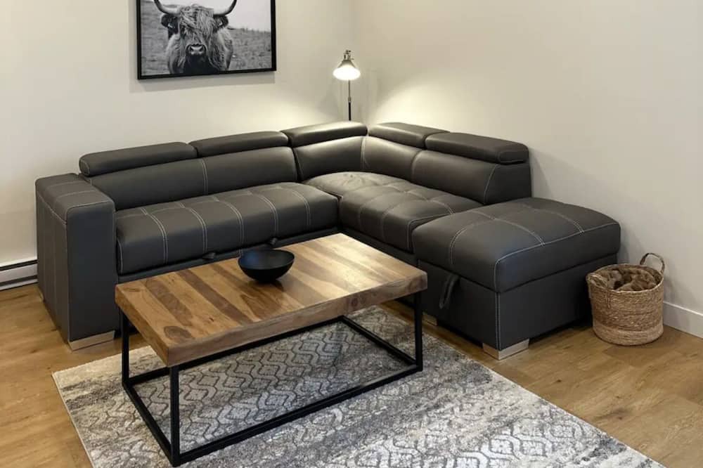 Kamloops Apartment | New beautiful quiet suite in Juniper Ridge. Very luxurious!