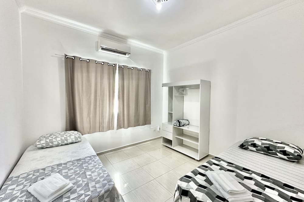 Praia da Olaria House | Novo Sobrado - 500m da Praia do Arrastão