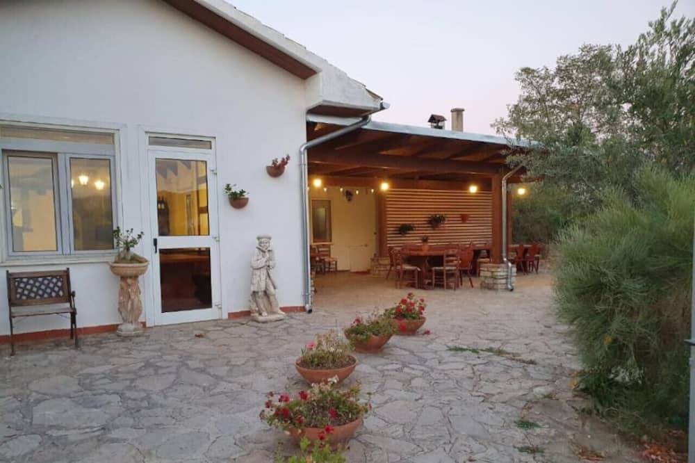 Bisaccia Bed & Breakfast | Agriturismo Radici Contadine - Tripla