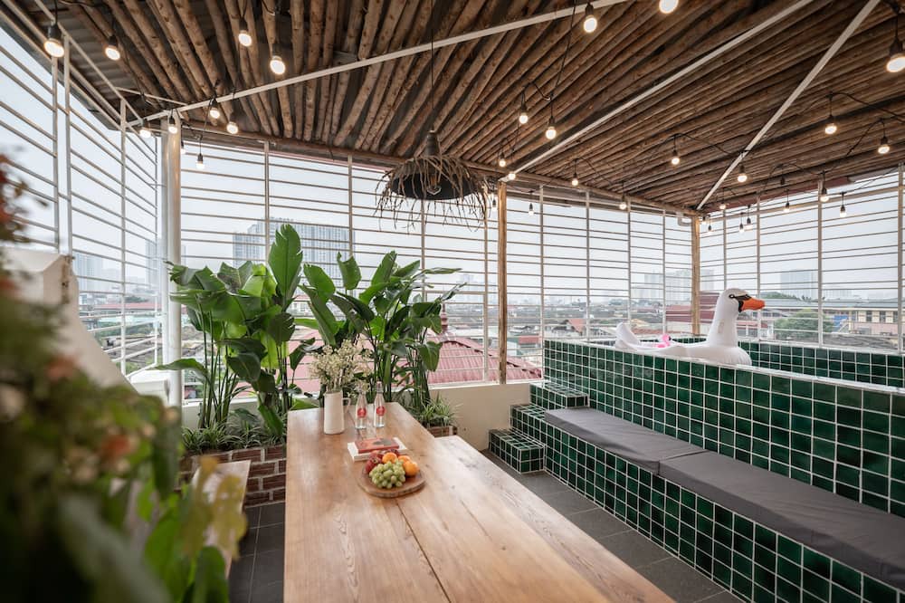 Trang Tien Apartment | HOME KEY Hanoi Center with Private Pool