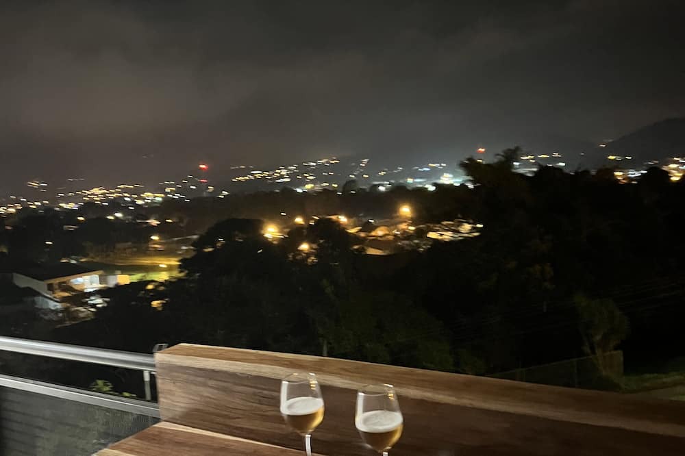 San Ramon Apartment | Family-sized apartment with great view close to town.