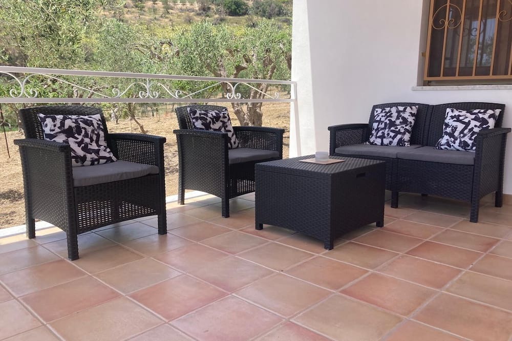 Sciacca Villa | Villa Tranquilla - exclusive use completely newly renovated 2 bed Villa