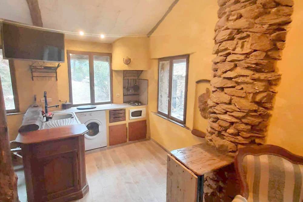 Barchetta House | Située Dans un Parc Arboré, Maison de Caractère de 45 m2