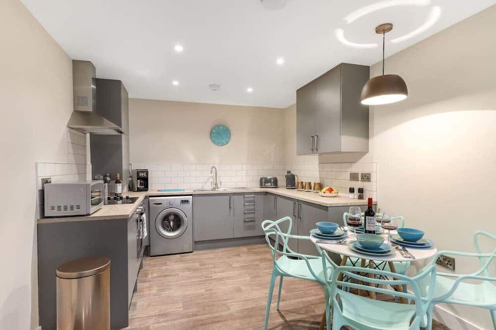 Andover Apartment | Beautiful Executive Apartment 6