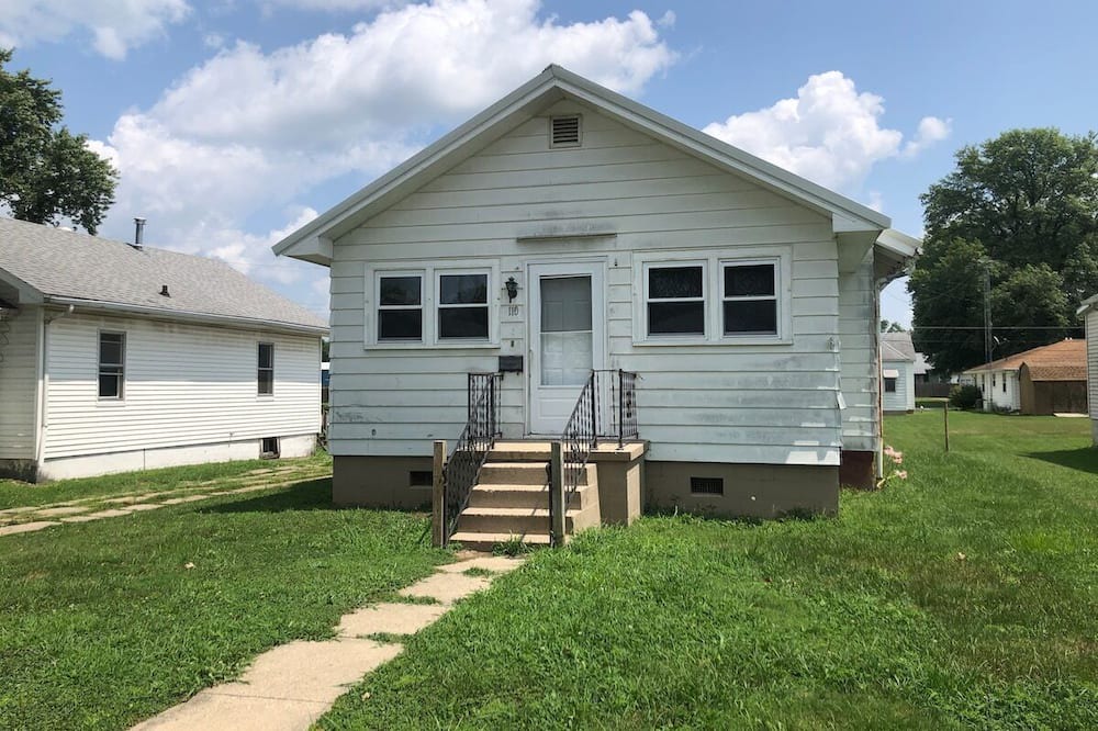 Robinson House | Efficient 3-BR home in Robinson - near Main St