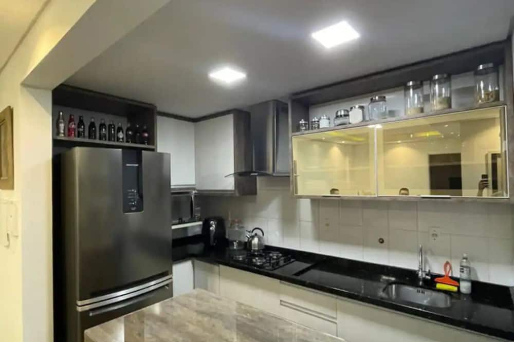 Anita Garibaldi Apartment | Charmoso apê Próximo ao Shopping e Mercado