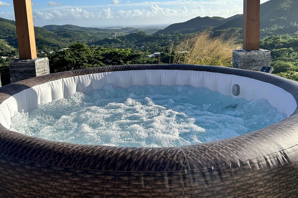 Lapa Ski Chalet | Cozy mountain retreat. Reconnect with nature at this unforgettable escape.