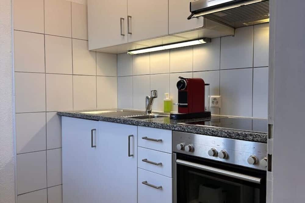 Hoengg Apartment | Gemütliches Apartment mit Einem Schlafzimmer in Zürich Höngg