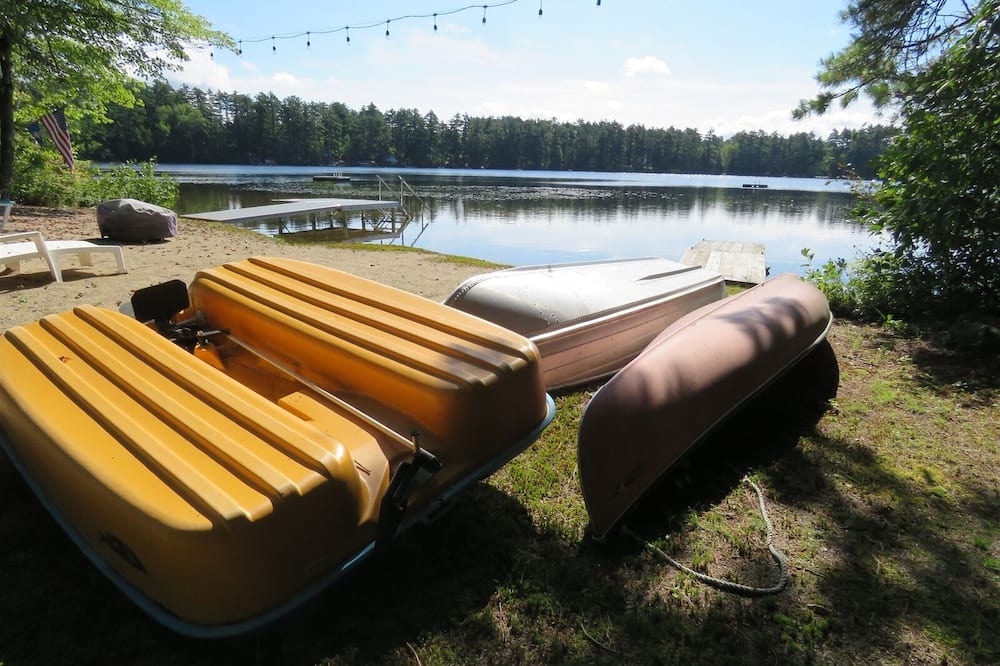 Sanford Cottage | Enchanting waterfront home offers comfort inside and out and promises enjoyment