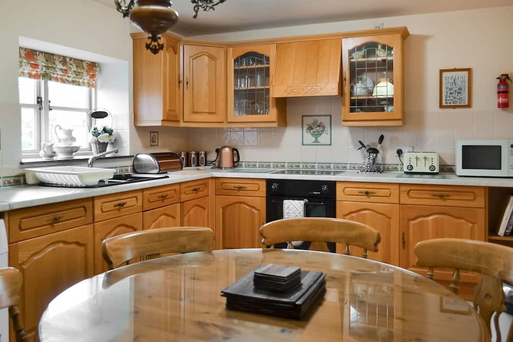 Grimsby Cottage | 3 bedroom accommodation in Tetney, near Cleethorpes