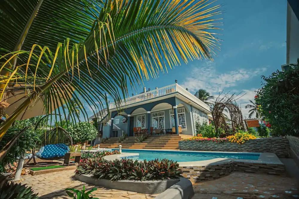 Tunguu Villa | An Opulent Safe Space on the Sea