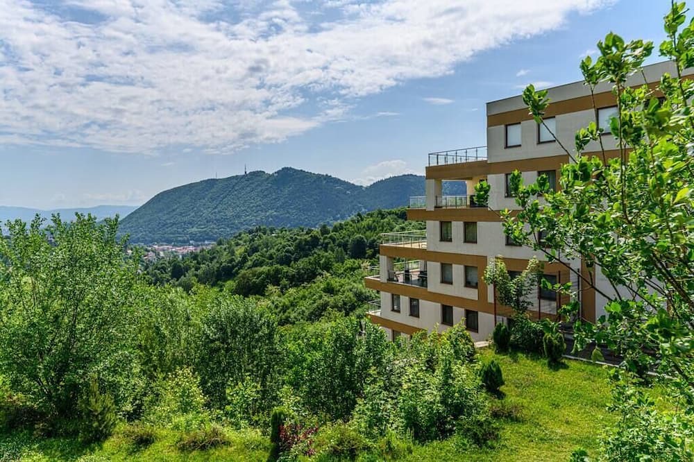 Vladeni Condo | UNO Gardens with City-view Studio ❤
