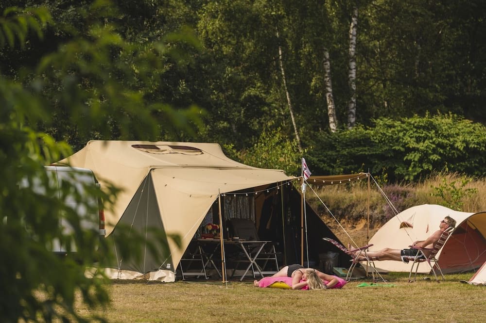 Wilsum RV Rental | Your traditional, elegant, luxurious or ultramodern caravan can be connected to a water connection, but also a waste water drain at the comfort camping site.