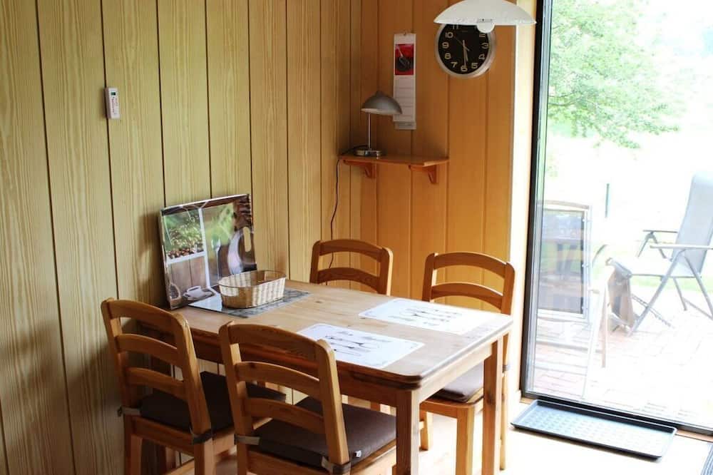 Kempenfeldrom Apartment | Holiday apartment Haus Heidegarten terrace