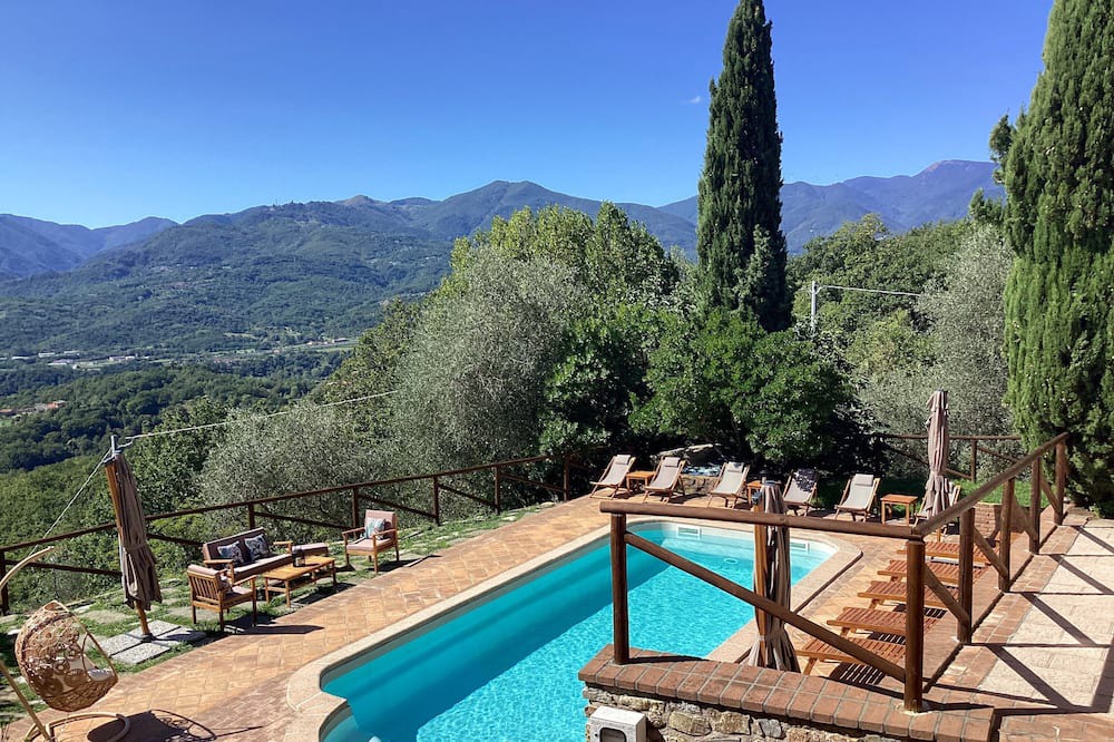 Filattiera Villa | Vrbo Property