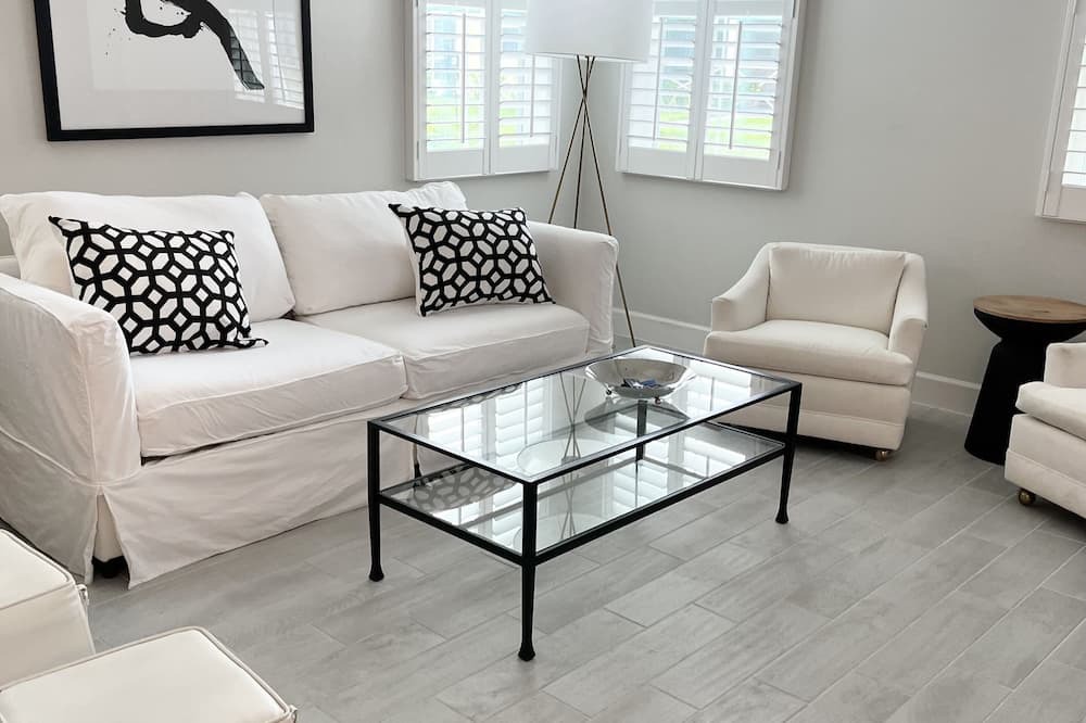 Daytona Beach Cottage | Charming 2-bedroom cottage in delightful Daytona Beach