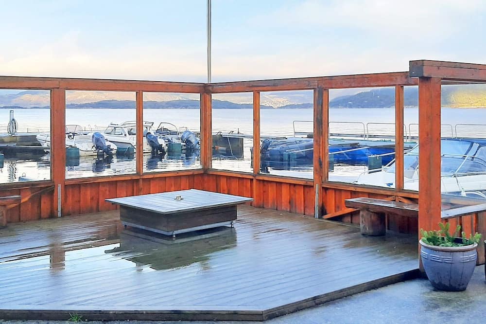Hommersak House | 7 person holiday home in SANDNES