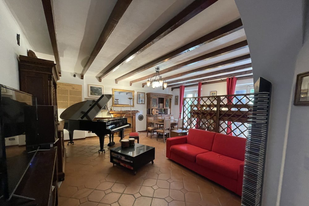 Fino Mornasco Apartment | Appartamento con Tutti i Comfort