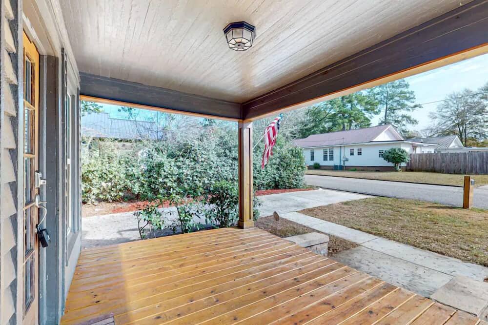 Enterprise House | In the Heart of Enterprise,12 minutes from Fort Novosel Enterprise Gate