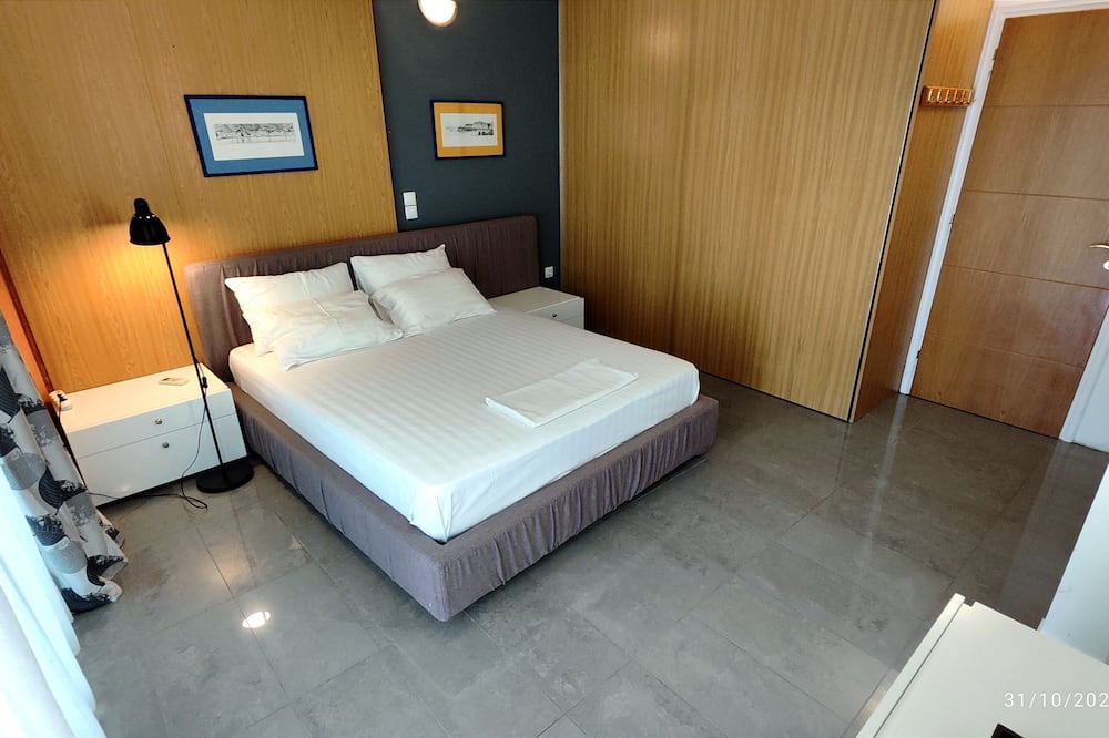 Galatsi Apartment | Comfortable and cosy apartment with plenty of space in Panorama forested hills