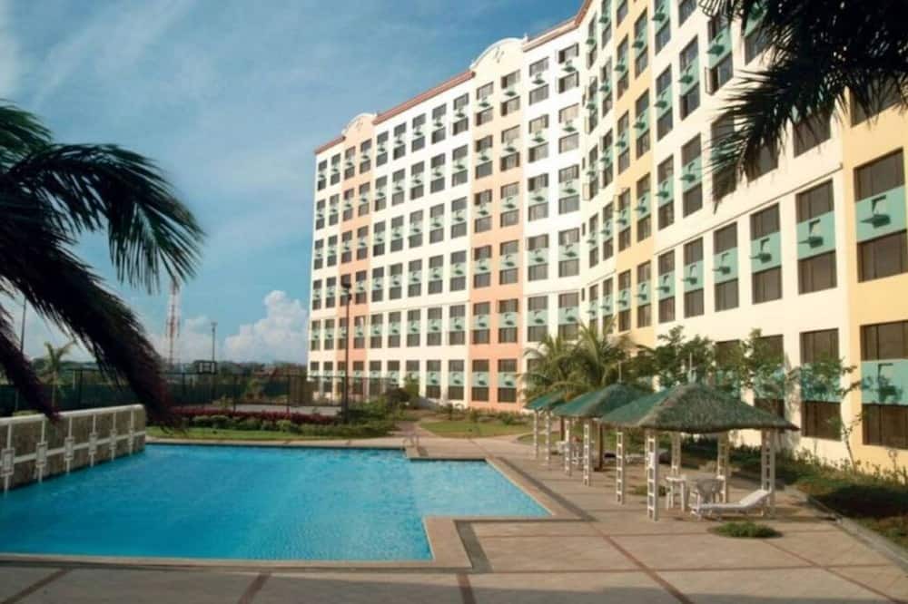 Cainta Condo | Western Style 2 bedroom in Rizal