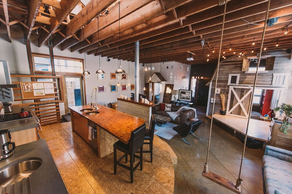 Saskatoon Downtown House | The Hayloft, a Prairie Warehouse Loft