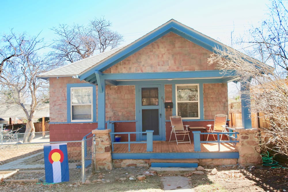 Lower Chautauqua Cottage | Location location location. Chautauqua Park/CU University/University Hills