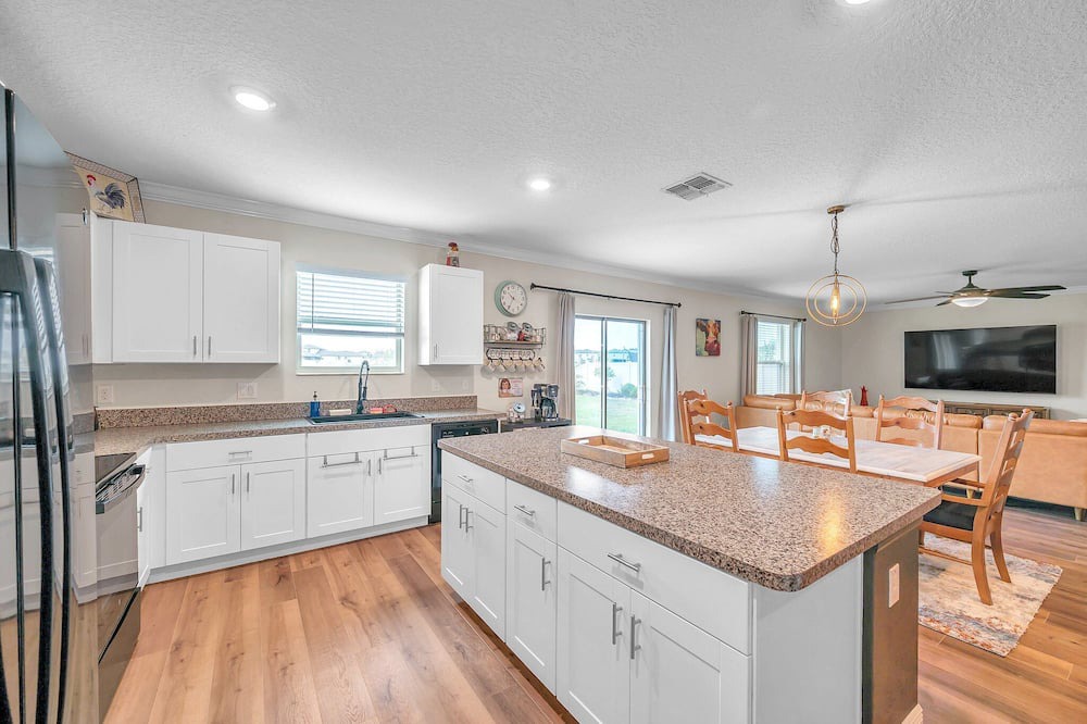 Elfers House | The Beehive House | Extended Stays