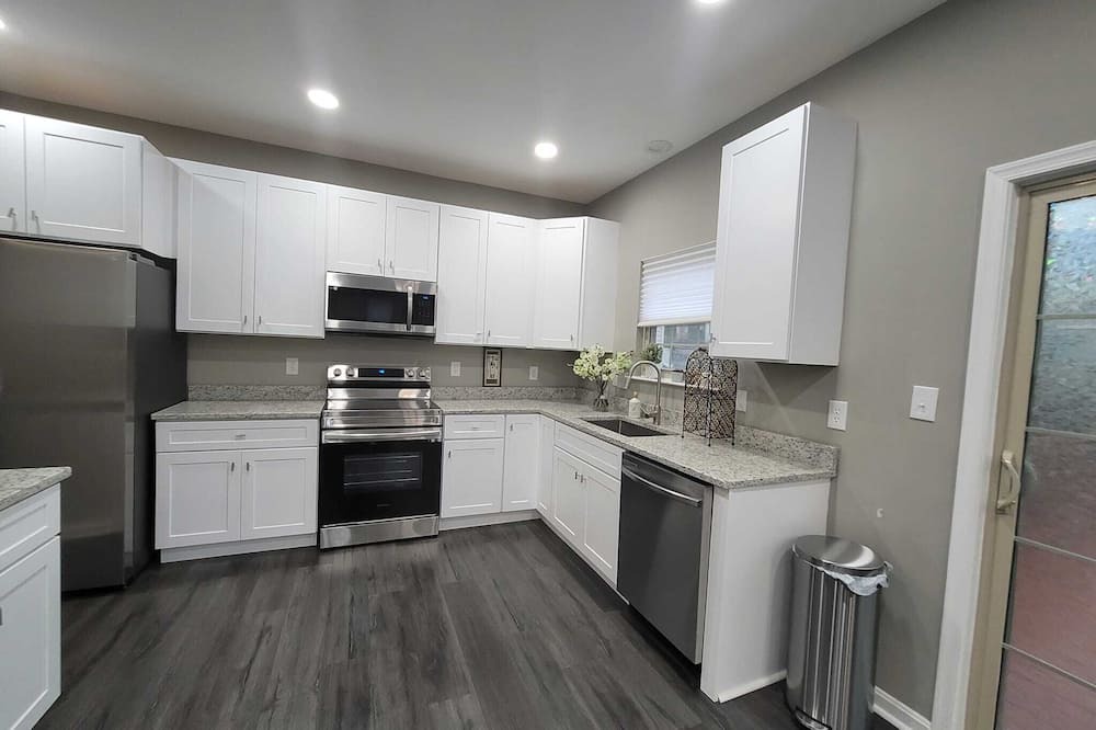 Owings Mills House | Lux Home in Owings Mills