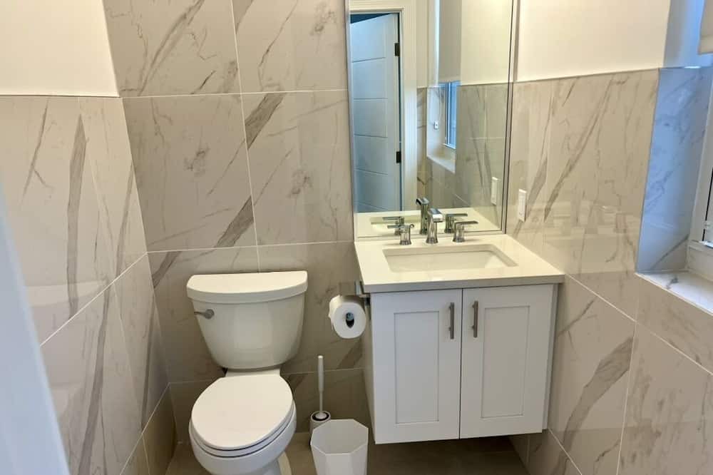 Bouvet Island House | Grace Bay/ New Luxurious home 3+ Bedrooms & Pool