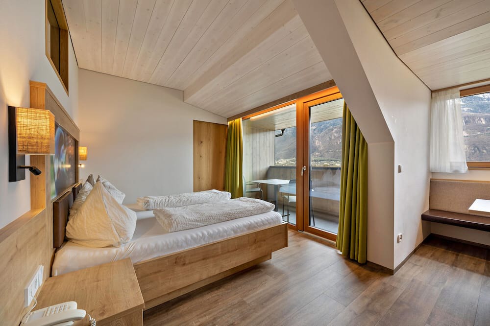 Terlano Apartment | Apartment 'Residence Egger Apt B' with Mountain View, Wi-Fi and Air Conditioning