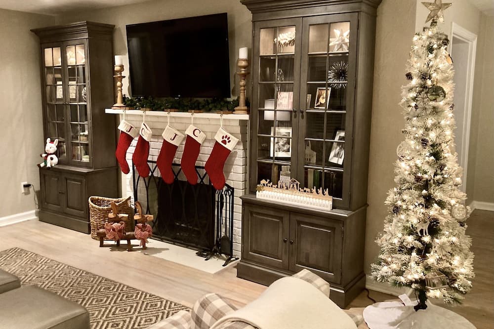 Lakeland House | Christmas in Lakeland!