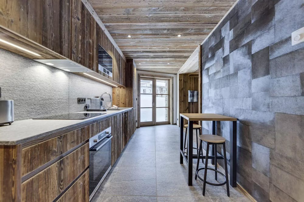 Le Fornet Apartment | Residence Les Rives De L Isere - 4 Rooms for 6 People
