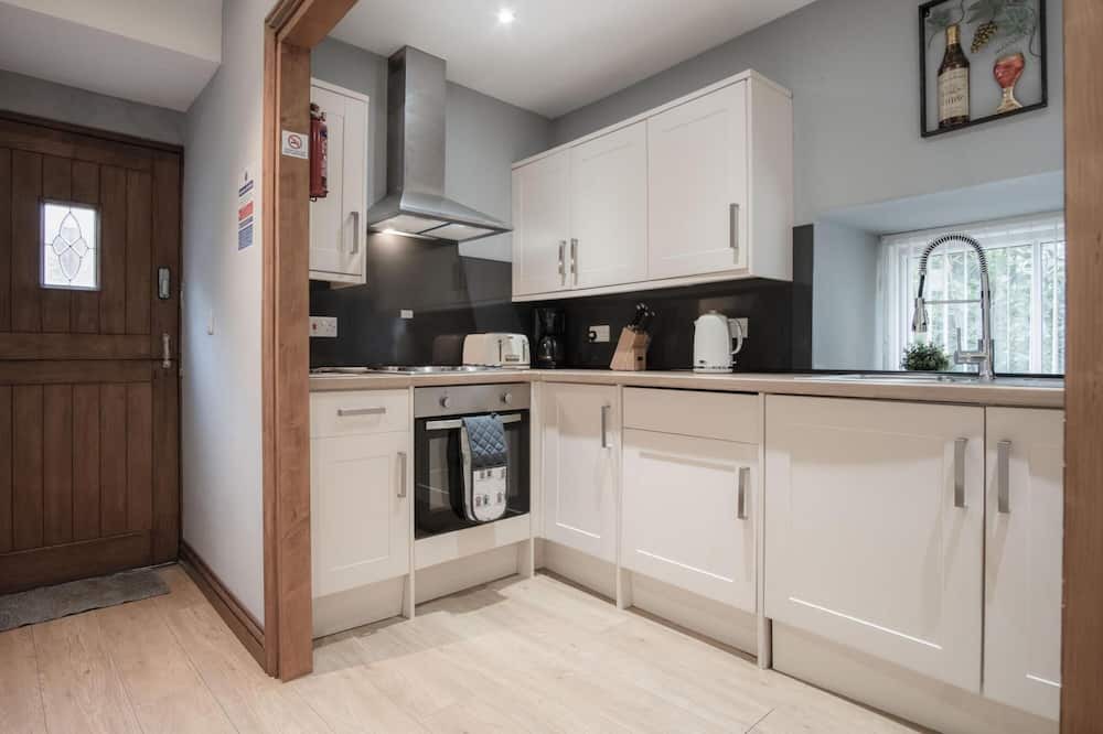 Llanddowror House | Rose Coach House - 3 Bedroom Cottage - Pendine