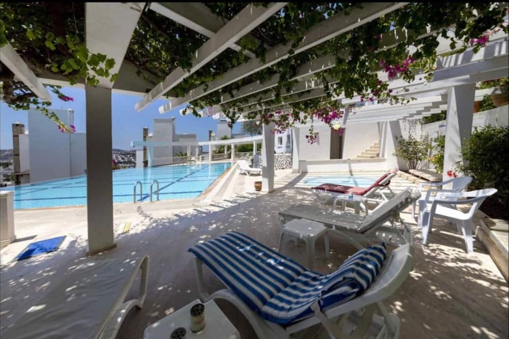 Gundogan Apartment | Sea View Huge Private Villa With Terrace in Bodrum