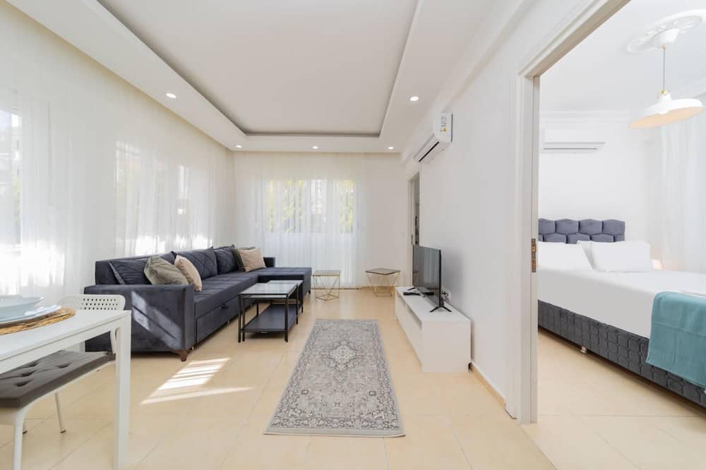 Belek Apartment | Furnished Flat with Shared Pool in Belek, Antalya