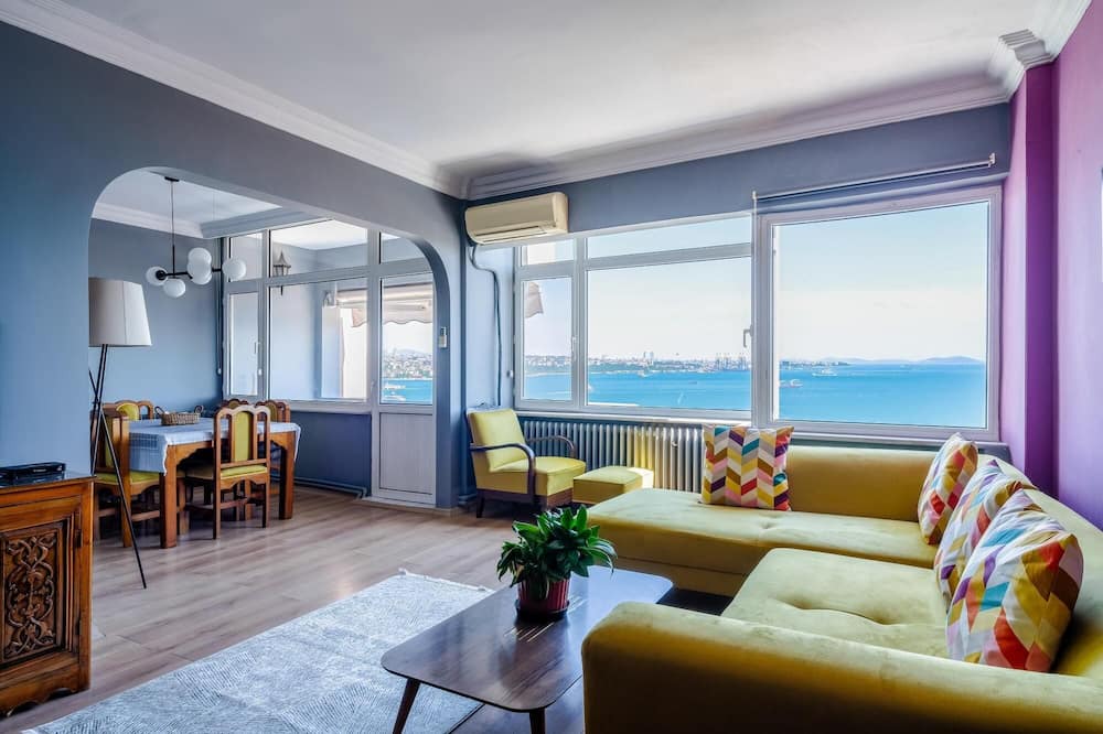 Kabatas Apartment | Magnificent Sea View Flat 5 min to Istiklal Square