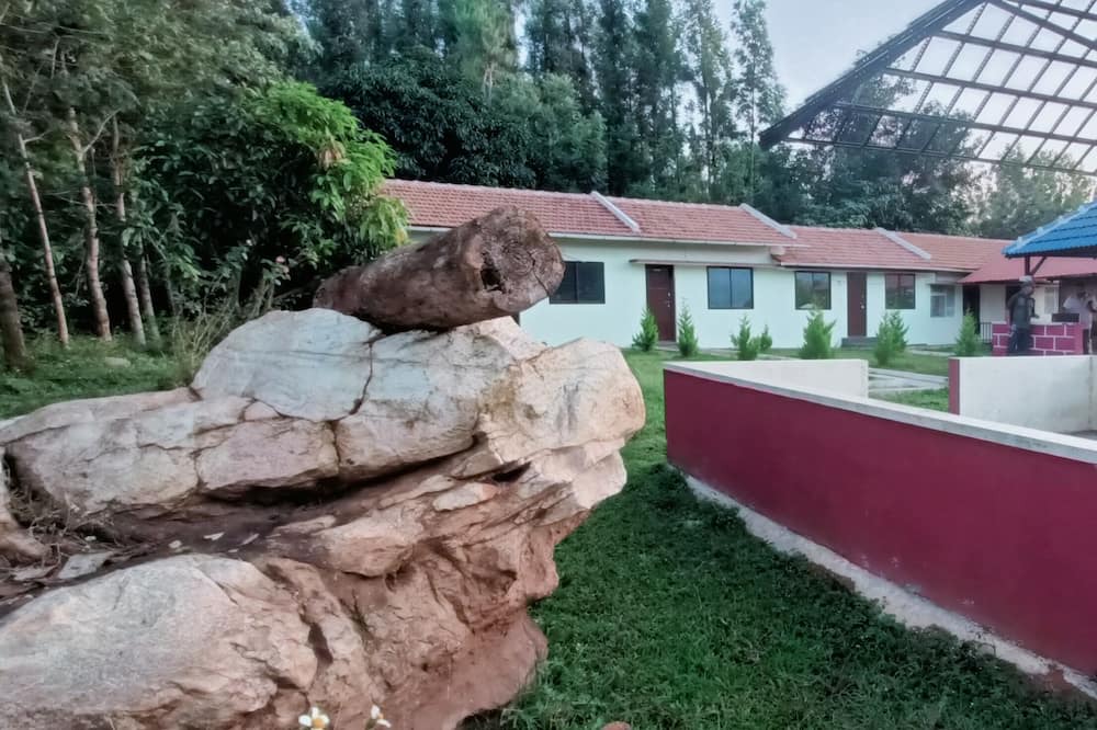 Chikkamagaluru Bed & Breakfast | your home away home #Lurastays