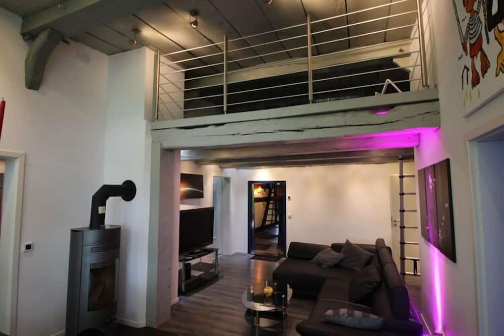 Wolpinghausen Apartment | Holiday home Krumhus
