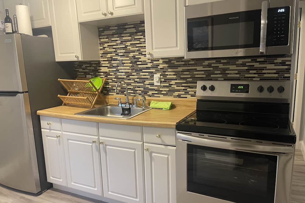 Medford Apartment | Long Island McArthur Airport Medford Oasis