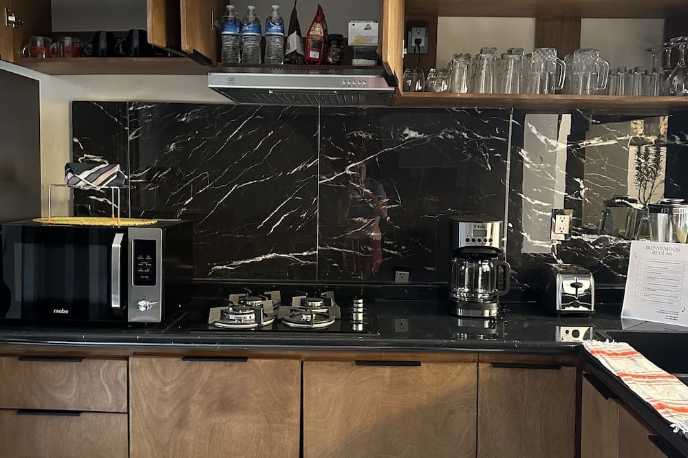 Tequila House | Landeros & Osuna EL Hijuelo