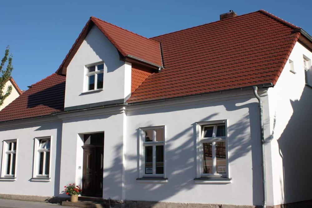 Neustrelitz Apartment | Holiday apartment on cloud 7