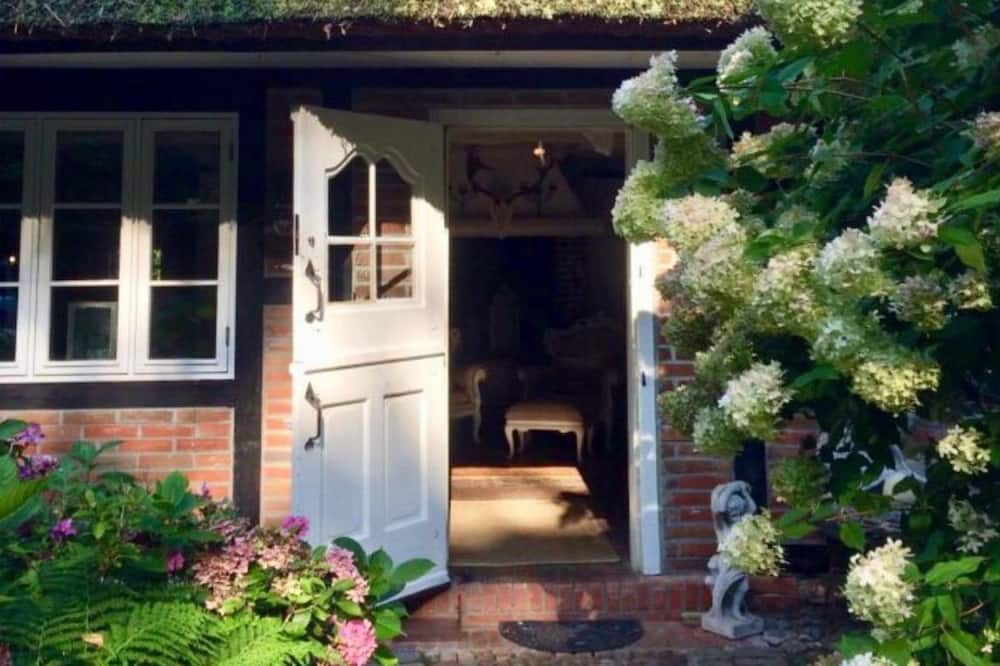 Todendorf Apartment | Holiday home Lütte Reetkate