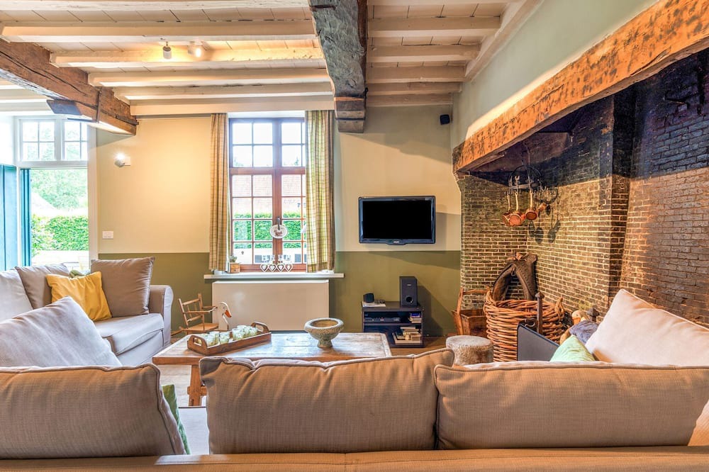 Damme House | Modern Holiday Home in Damme with Private Garden