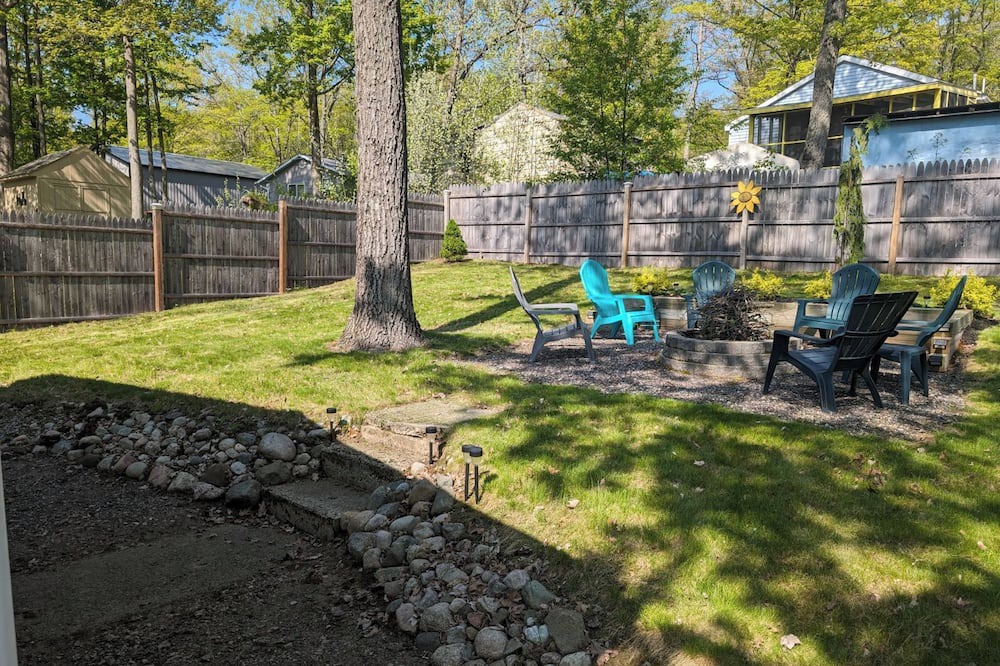 Harrison Cabin | Quiet Cottage By Cranberry Lake