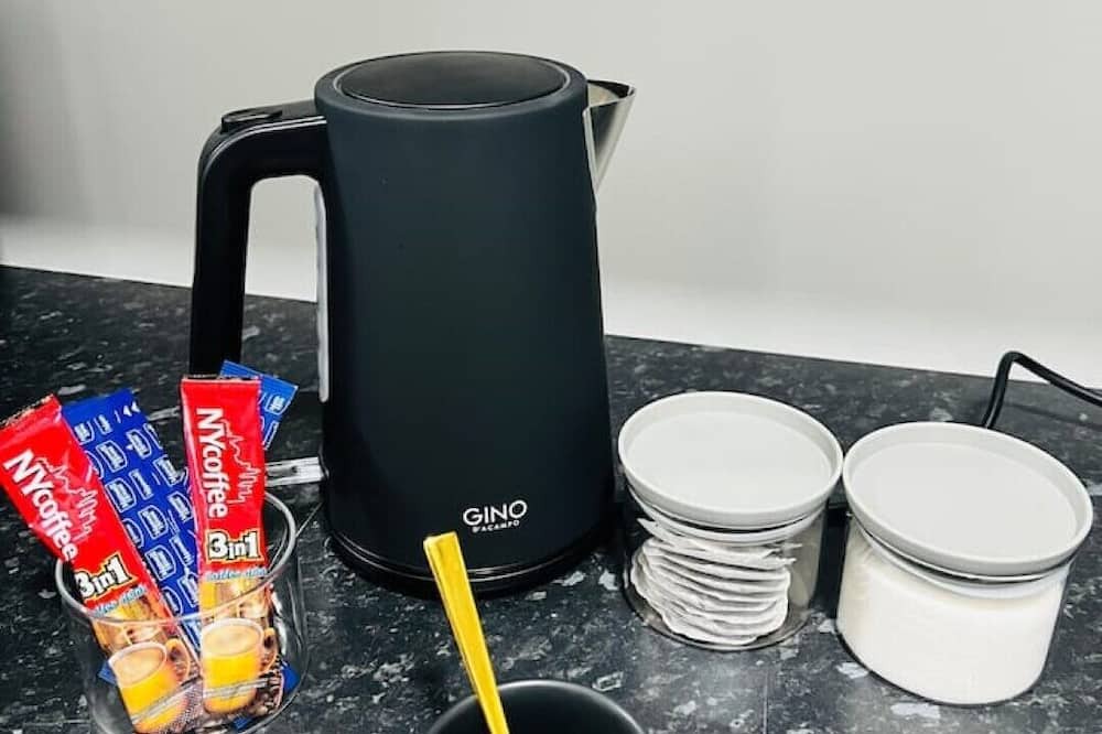 Sheldon Apartment | Stylish Stay 10 mins from NEC, HS2 & BHX Airport