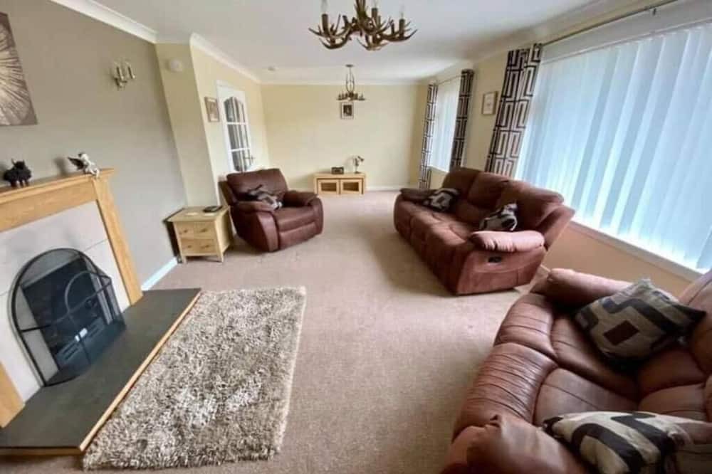 Rothes House | The Rothes Retreat, speyside.